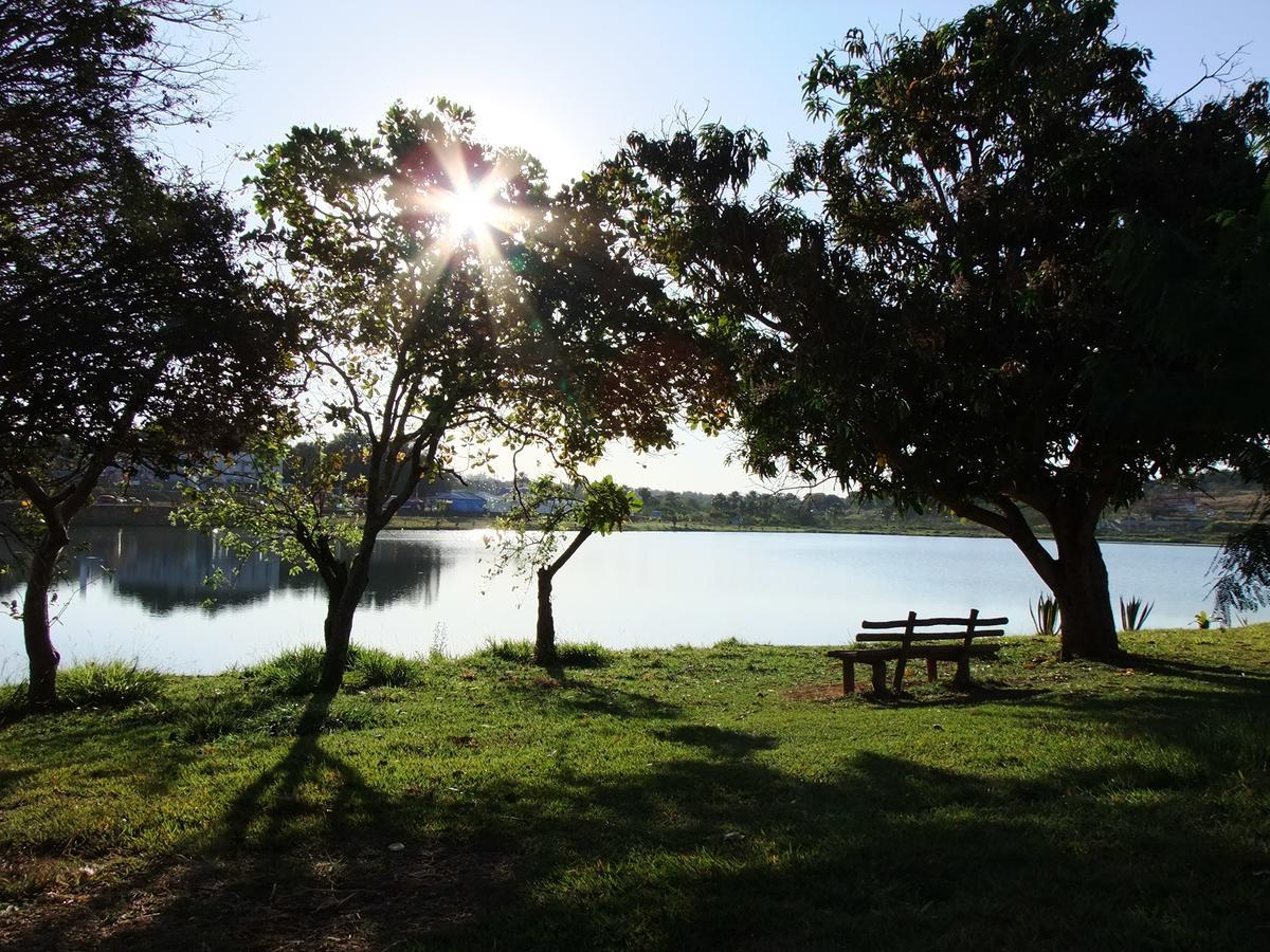 Beira Lago Palace Hotel Morrinhos  Eksteriør billede