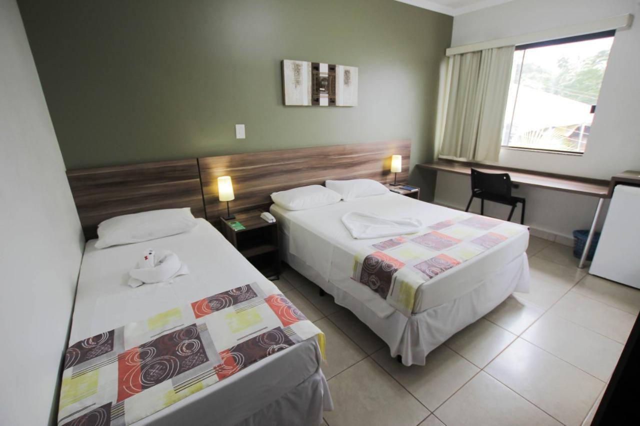 Beira Lago Palace Hotel Morrinhos  Eksteriør billede